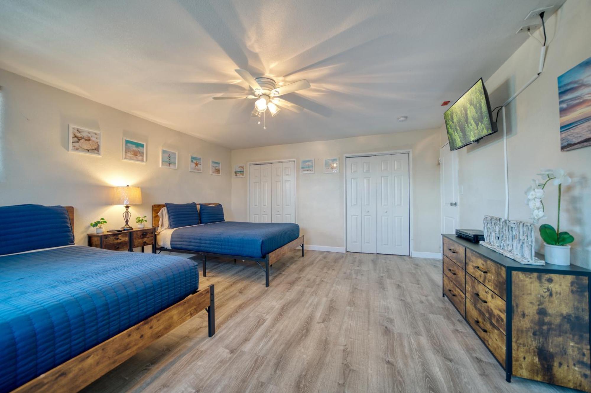 Camelot Beach Suites Clearwater Beach Exterior photo